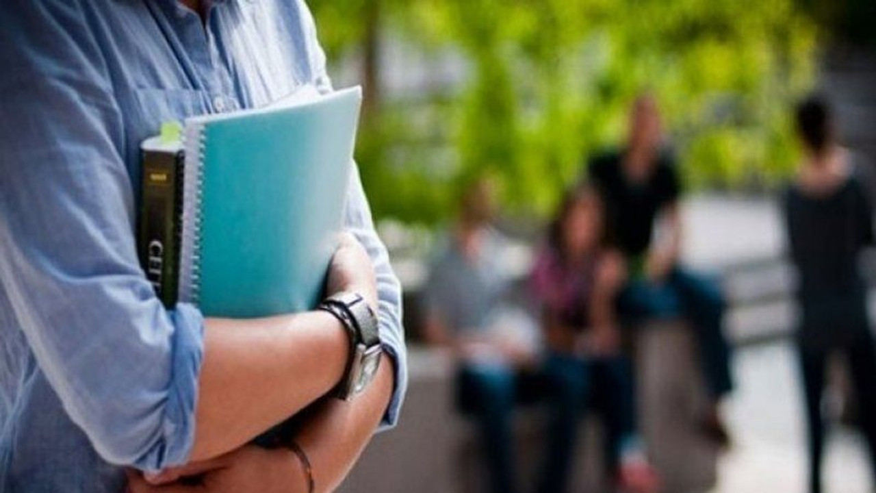Üniversite harçlarına zam yapıldı: İşte bölüm bölüm yeni harç ücretleri!
